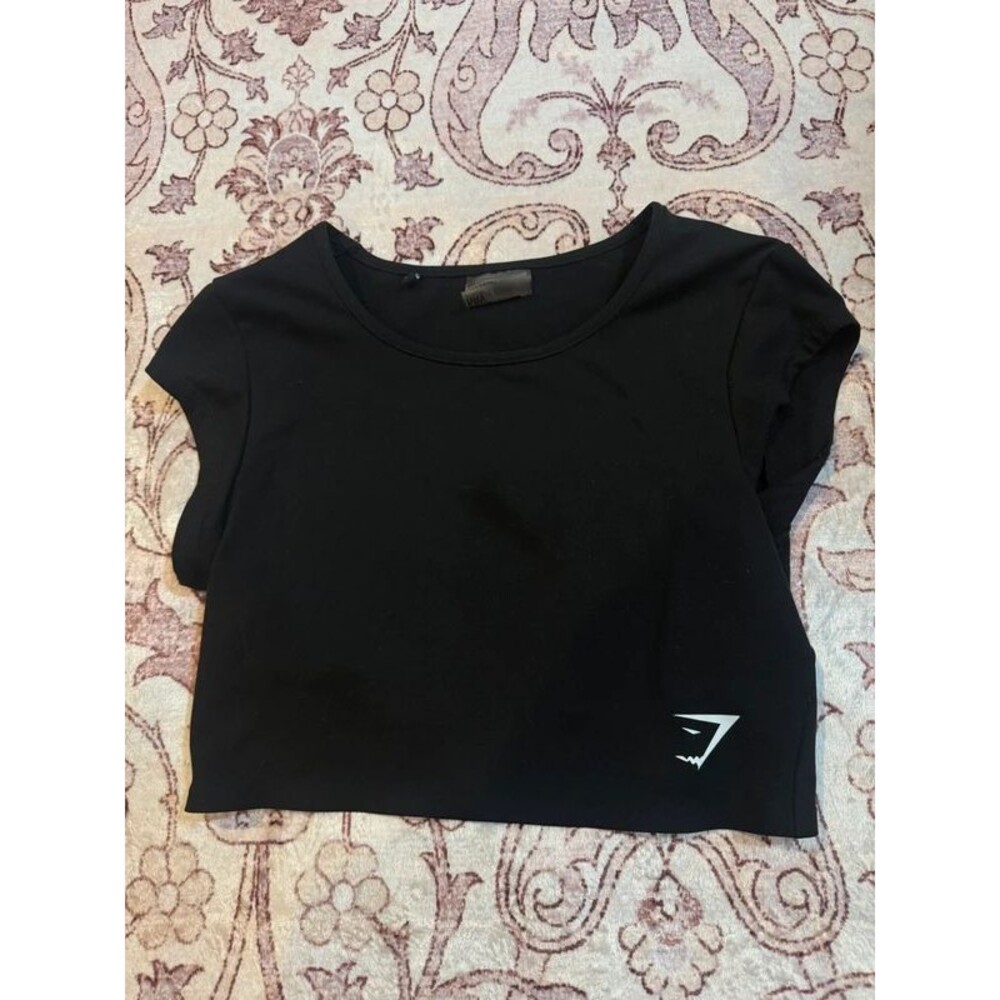 Gymshark top - Picture 1 of 2